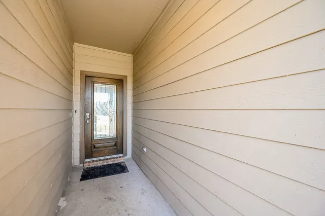 a view of empty room