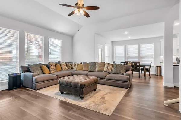 $3,500 | 1208 Sagewood Drive, Justin, TX 76247