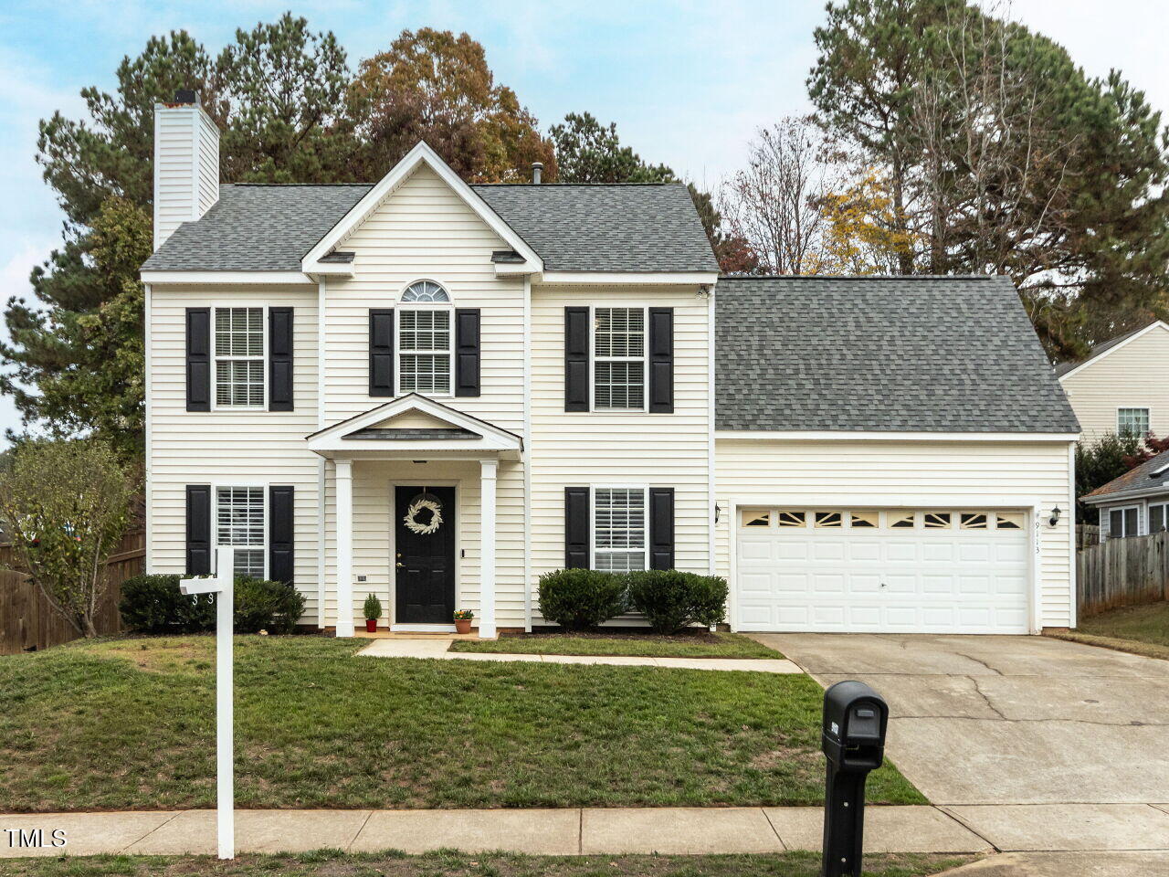 9113 Erinsbrook Drive Raleigh, NC 27617 - Photo 1 of 31 001-1280x960-exterior