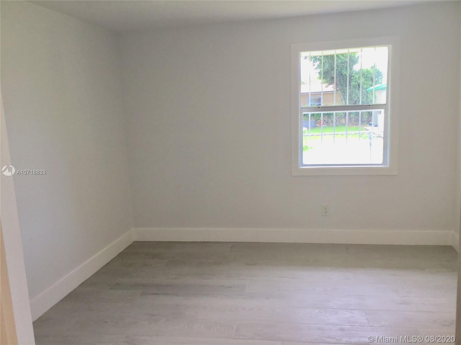 17821 Southwest 103rd Avenue Miami, FL 33157 - Photo 11 of 32