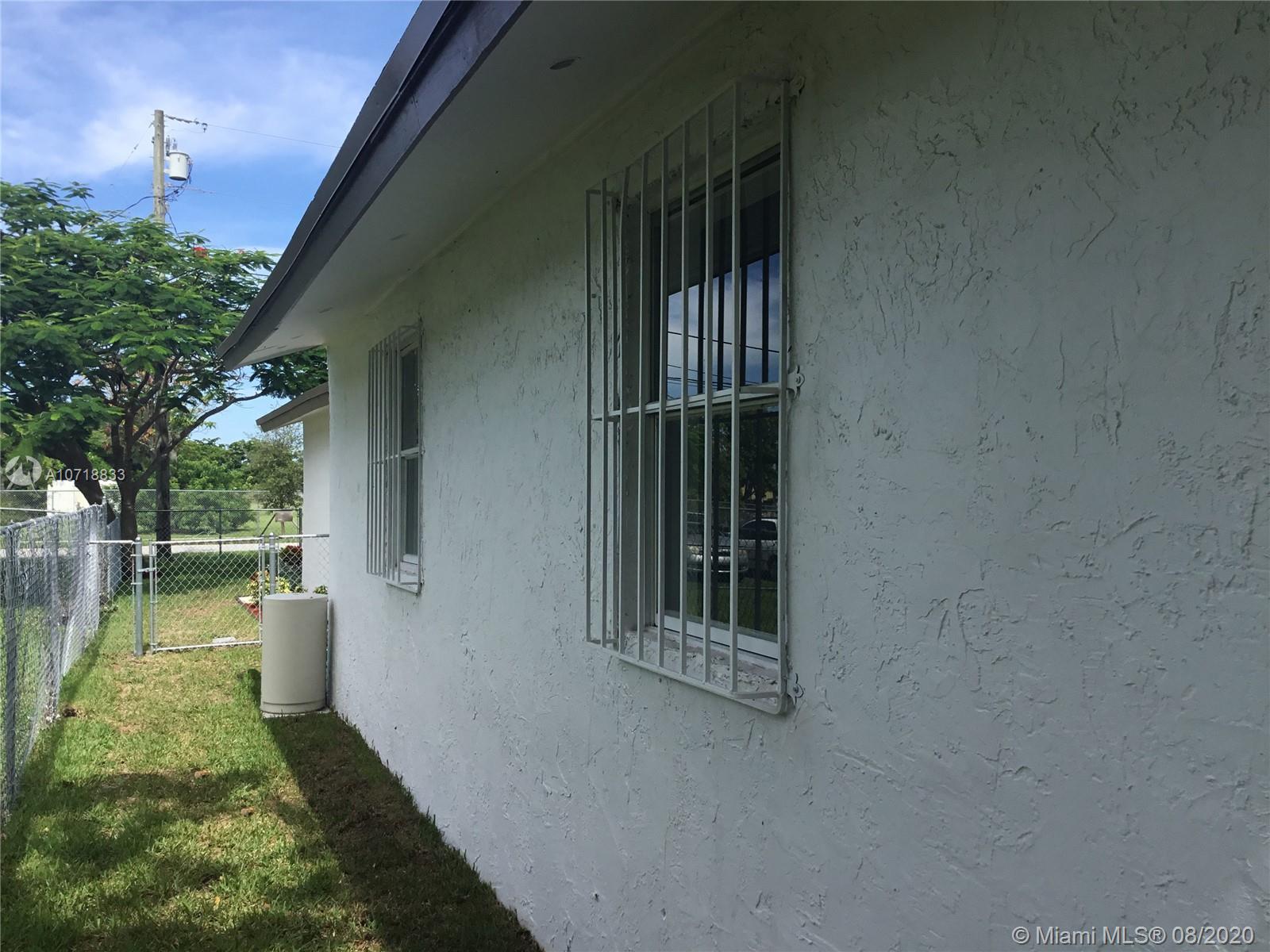 17821 Southwest 103rd Avenue Miami, FL 33157 - Photo 27 of 32