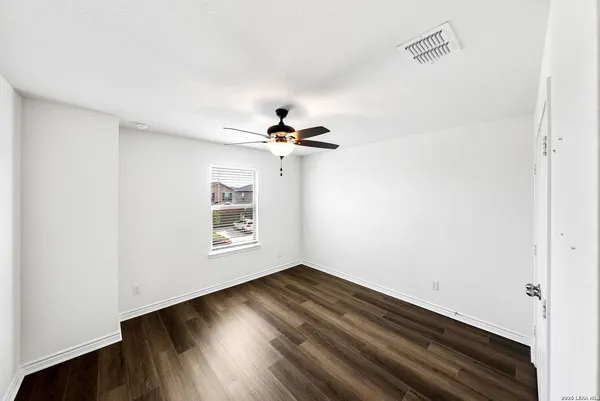 $1,995 | 10115 Pearl Creek, San Antonio, TX 78245