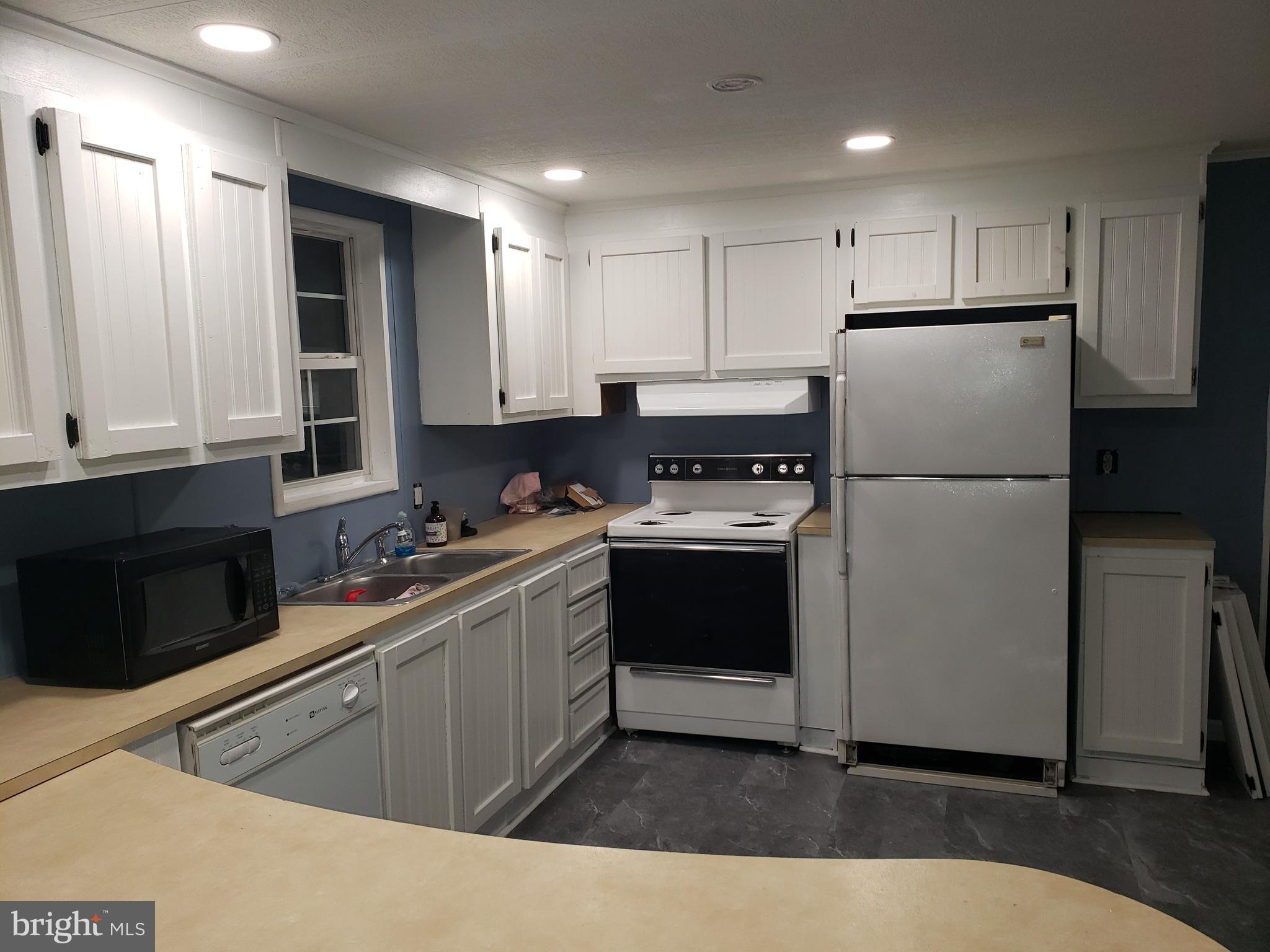 203 Rife Road, Unit 10 East Berlin, PA 17316 - Photo 11 of 24 Kitchen