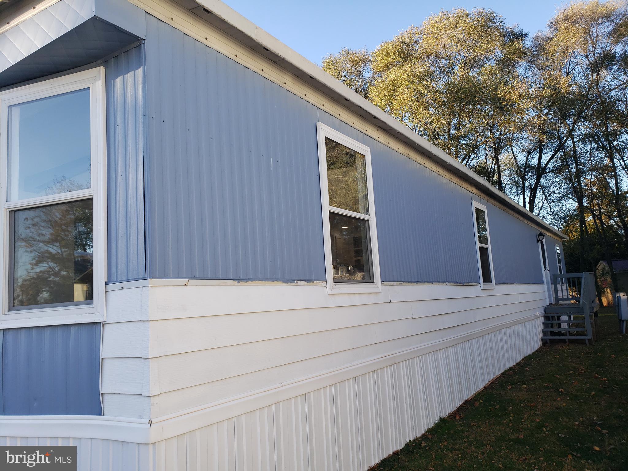203 Rife Road, Unit 10 East Berlin, PA 17316 - Photo 4 of 24 Backside of mobile