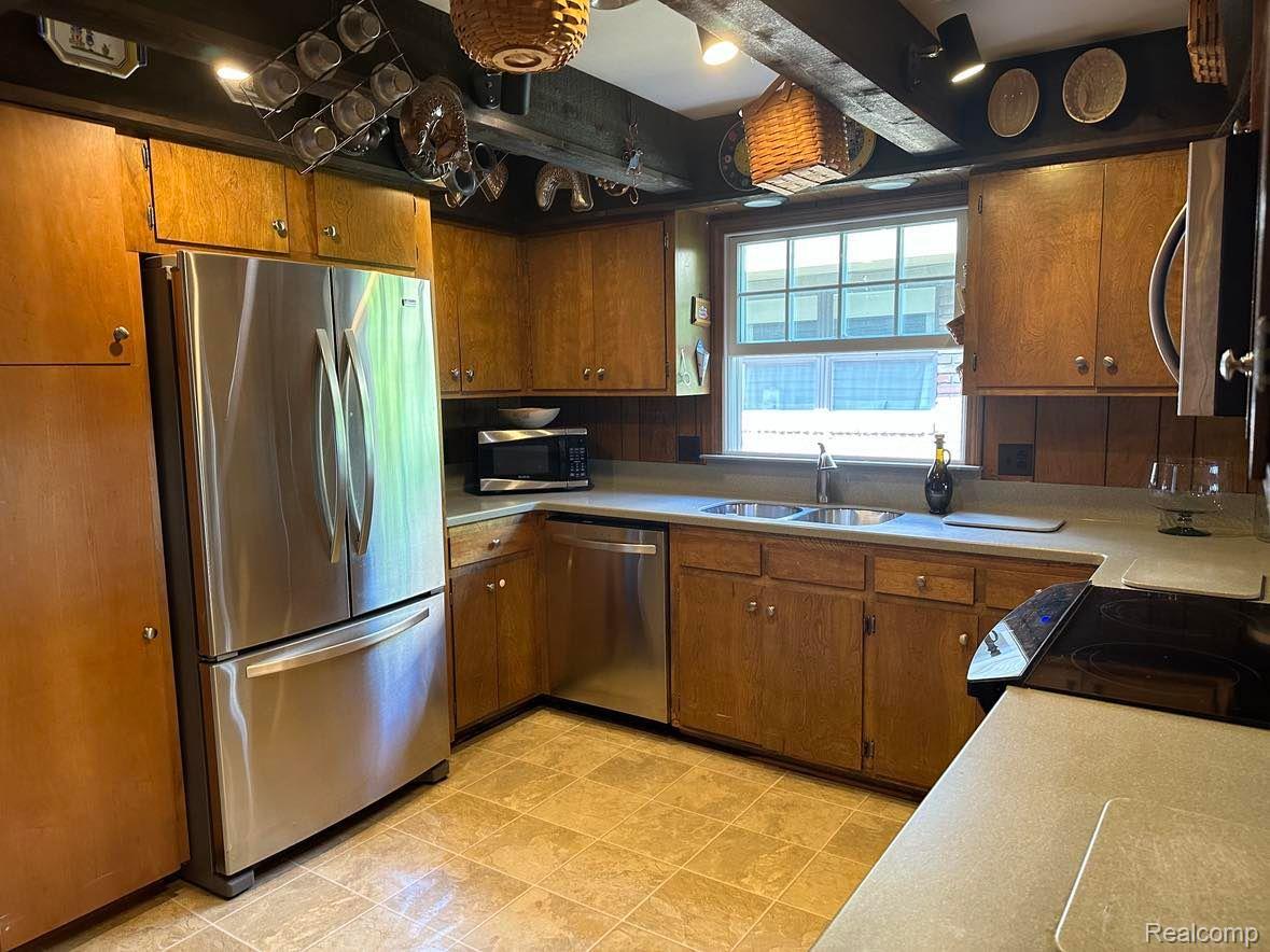 8800 Crescent Beach Road Pigeon, MI 48755 - Photo 10 of 22 Gallery Image 10
