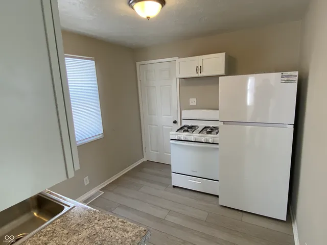 $695 | 706 West 23rd Street, Anderson, IN 46016