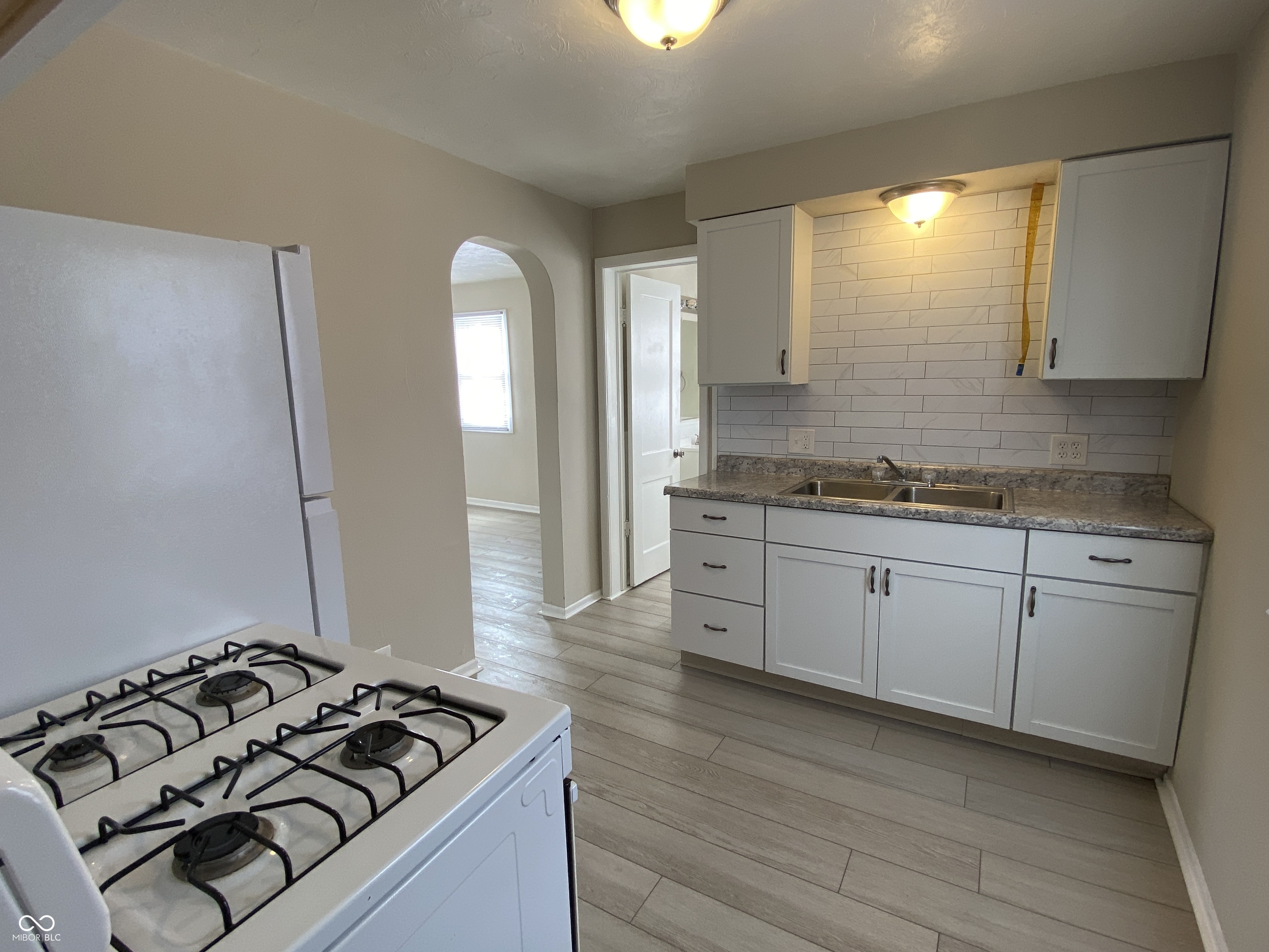 706 West 23rd Street Anderson, IN 46016 - Photo 8 of 12