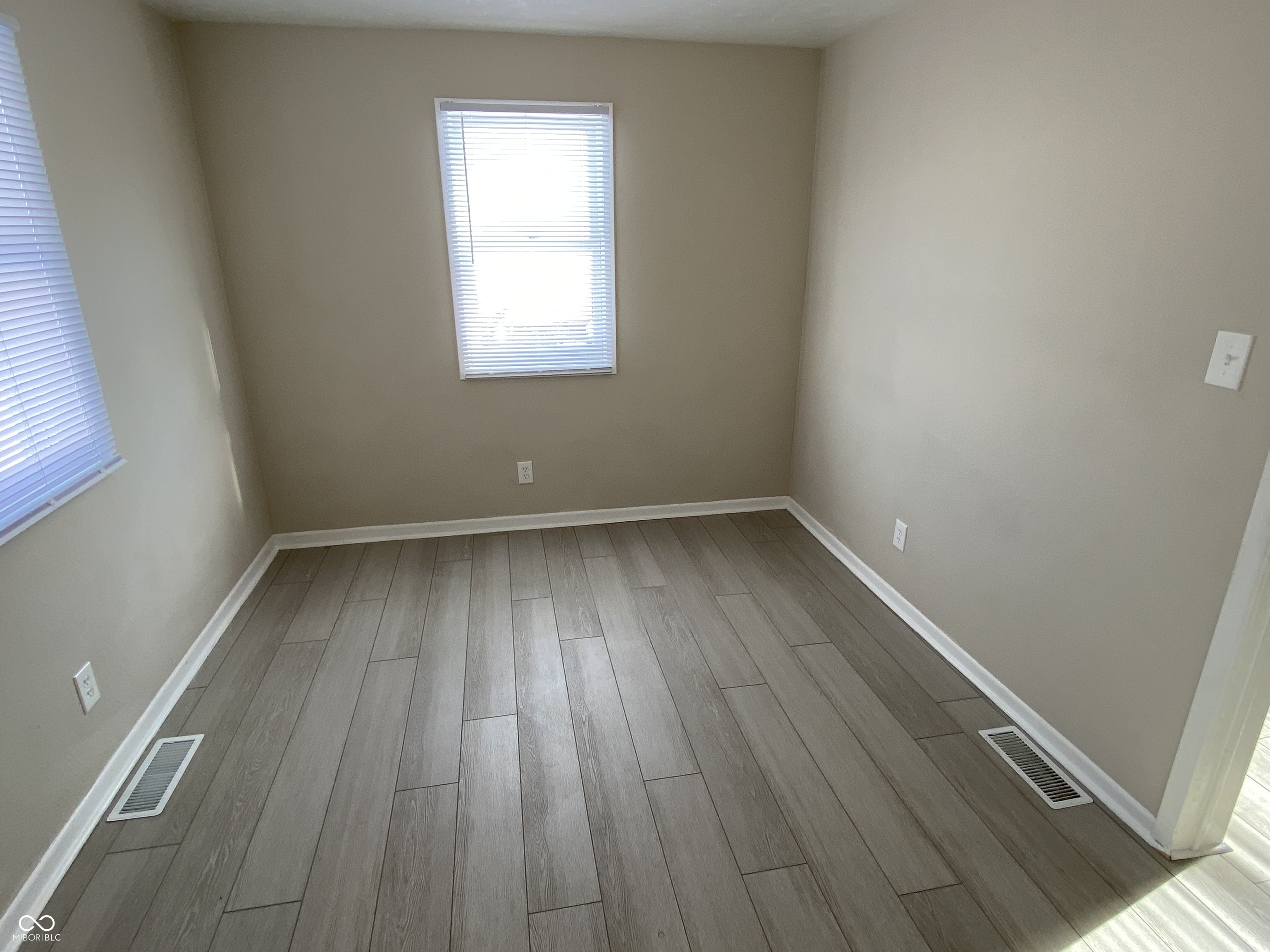 706 West 23rd Street Anderson, IN 46016 - Photo 9 of 12