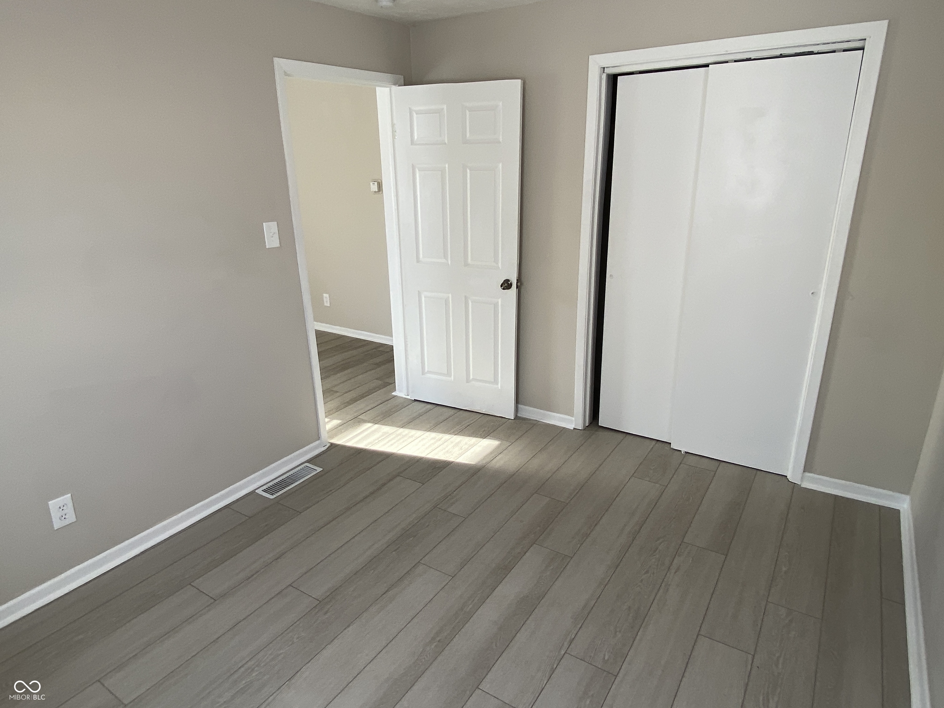 706 West 23rd Street Anderson, IN 46016 - Photo 10 of 12