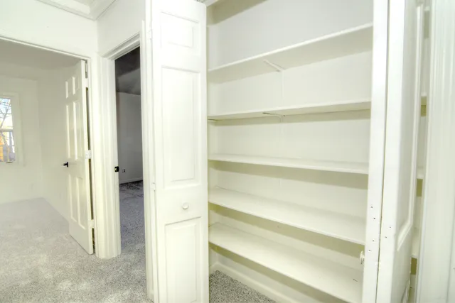 $519,500 | 2309 Sudbury Lane, Geneva, IL 60134