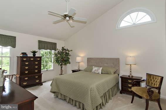 16915 Hoskinson Road Poolesville, MD 20837 - Photo 18 of 30 Bedroom Master