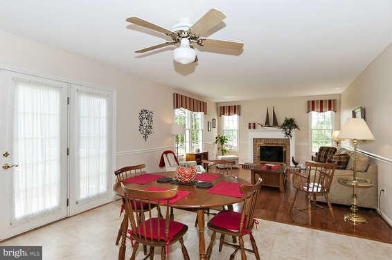 16915 Hoskinson Road Poolesville, MD 20837 - Photo 9 of 30 Kitchen