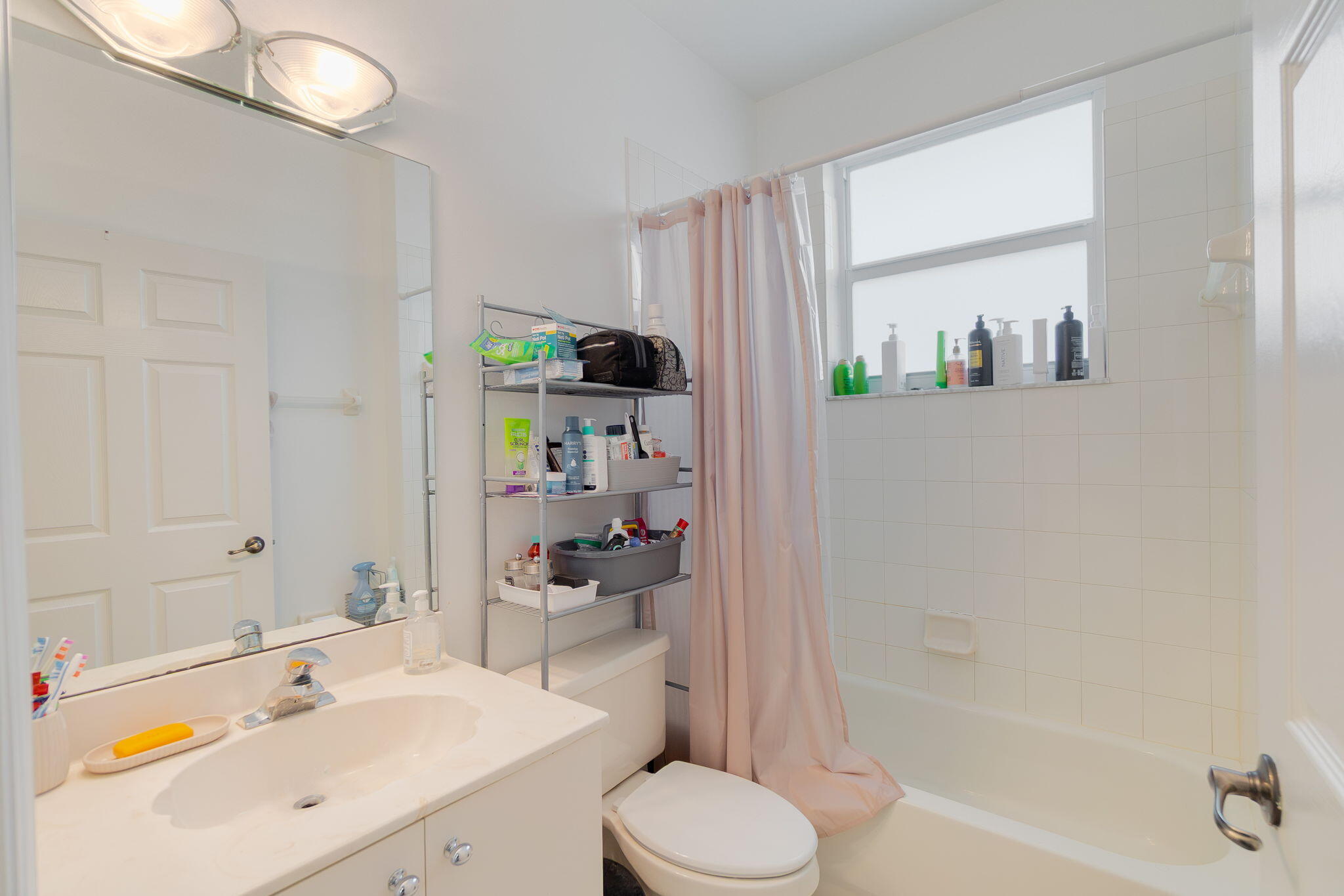 115 Coconut Key Lane Delray Beach, FL 33484 - Photo 17 of 23 48-web-or-mls-DSC08838