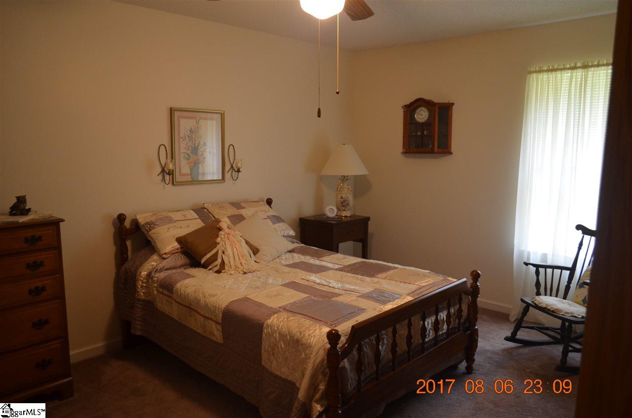 1025 Old Shoals Junction Road Donalds, SC 29638 - Photo 10 of 26