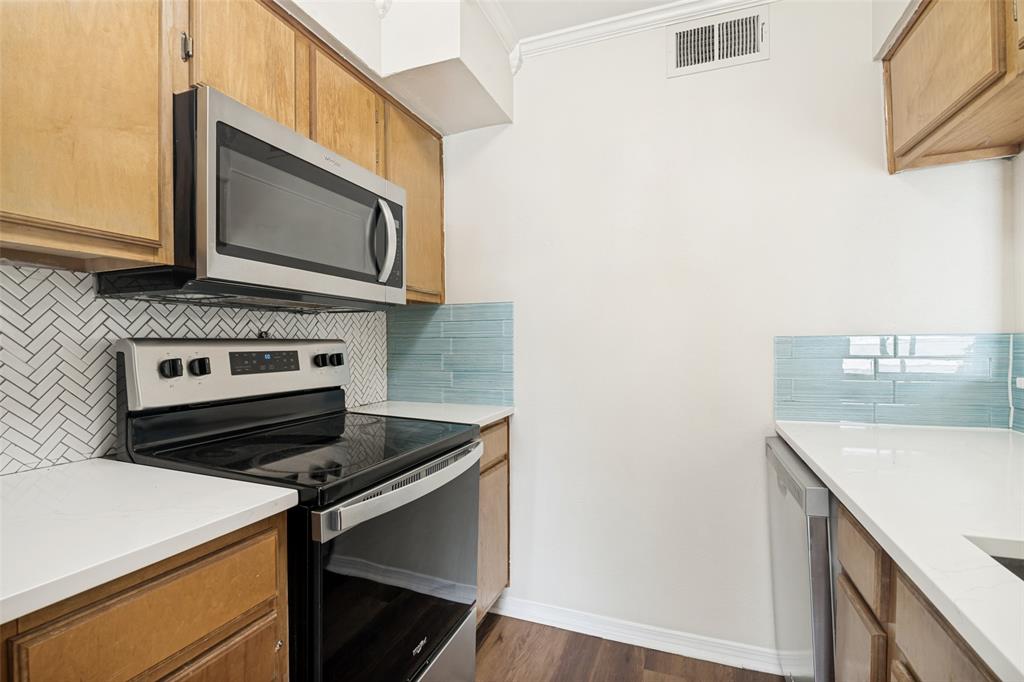 4606 Chaha Road, Unit 202 Garland, TX 75043 - Photo 8 of 15 Gallery Image 8