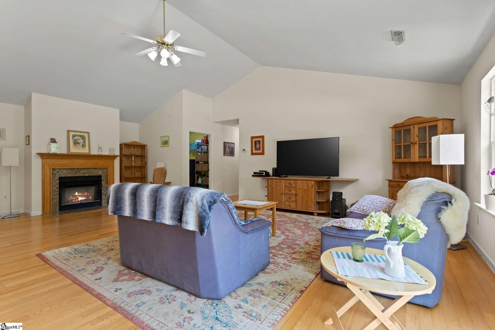 111 Dillard Road Duncan, SC 29334 - Photo 17 of 45 Gallery Image 17