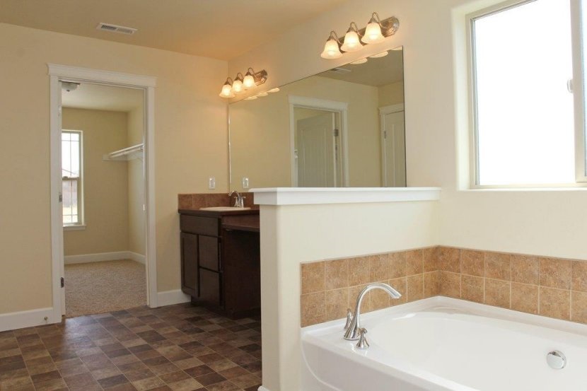 2808 Helens Lane Spokane, WA 99208 - Photo 9 of 10 Gallery Image 9