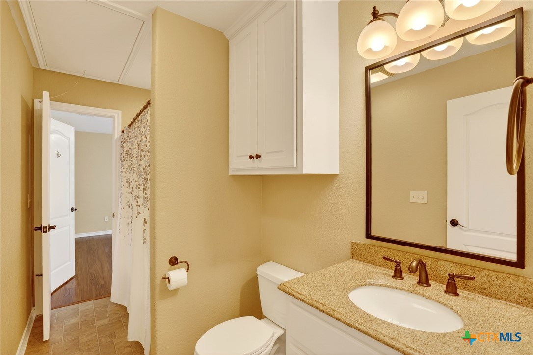 154 Quarry Point New Braunfels, TX 78132 - Photo 37 of 40 Apartment Bath