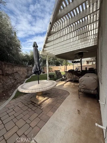 $869,000 | 15519 Syracuse Lane, Fontana, CA 92336