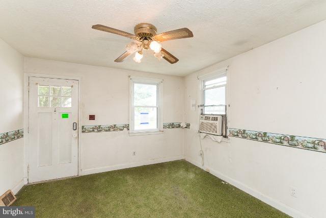 623 North Stuart Street Baltimore, MD 21221 - Photo 8 of 21 Interior (General)