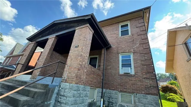 $1,699 | 256 Pennsylvania Boulevard, Pittsburgh, PA 15228