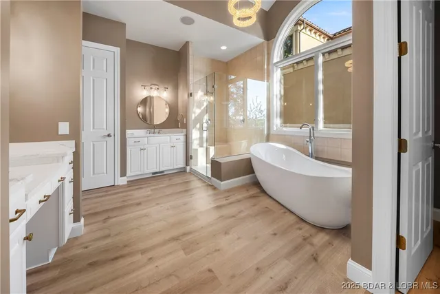 $2,750,000 | 489 Forestridge Lane, Sunrise Beach, MO 65079