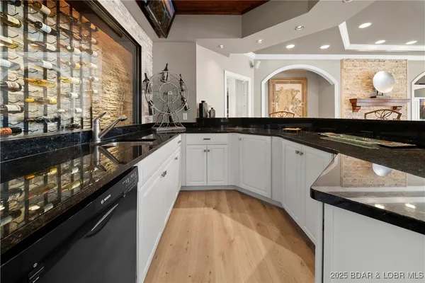 $2,750,000 | 489 Forestridge Lane, Sunrise Beach, MO 65079