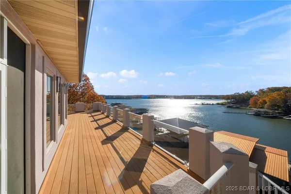 $2,750,000 | 489 Forestridge Lane, Sunrise Beach, MO 65079