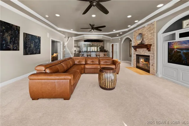 $2,750,000 | 489 Forestridge Lane, Sunrise Beach, MO 65079