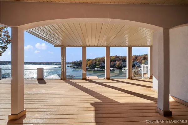 $2,750,000 | 489 Forestridge Lane, Sunrise Beach, MO 65079