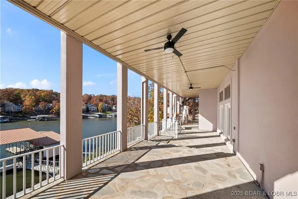 $2,750,000 | 489 Forestridge Lane, Sunrise Beach, MO 65079