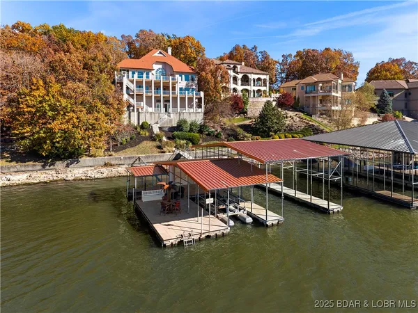 $2,750,000 | 489 Forestridge Lane, Sunrise Beach, MO 65079