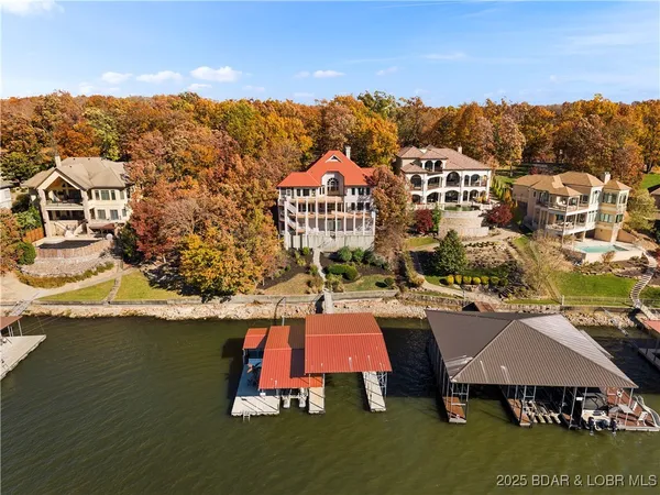 $2,750,000 | 489 Forestridge Lane, Sunrise Beach, MO 65079