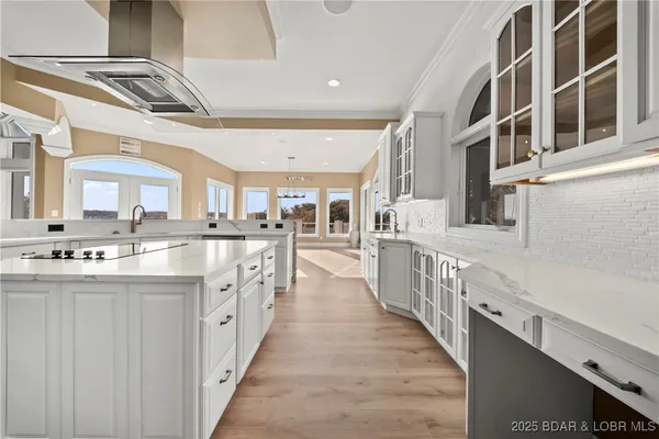 $2,750,000 | 489 Forestridge Lane, Sunrise Beach, MO 65079