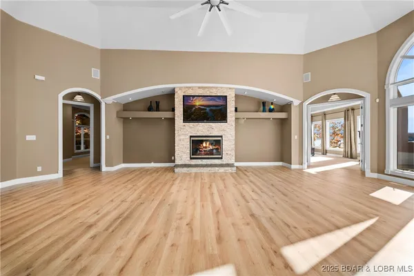 $2,750,000 | 489 Forestridge Lane, Sunrise Beach, MO 65079