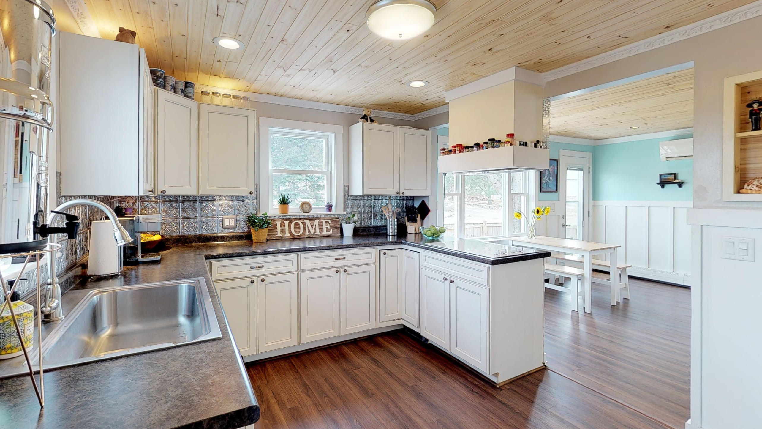 17 Weskeag Road Owls Head, ME 04854 - Photo 4 of 44 Kitchen