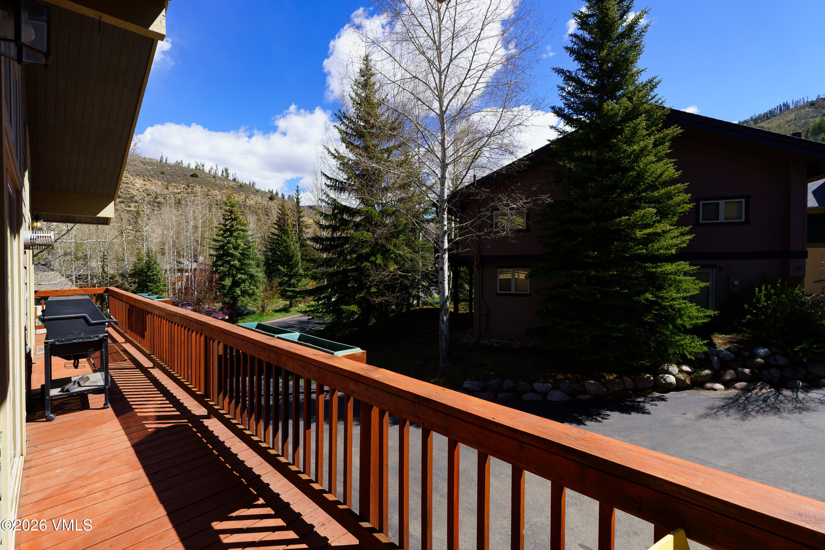 2782 Kinnickinnick Road, Unit 9B Vail, CO 81657 - Photo 22 of 30 2782B_Kinnikinnick_Road_017 copy
