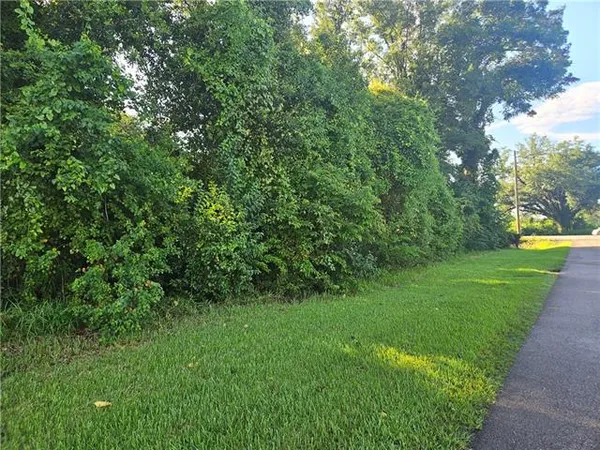 $199,000 | 15411 River Road, Hahnville, LA 70057