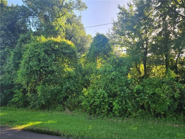 $279,000 | 15411 River Road, Hahnville, LA 70057