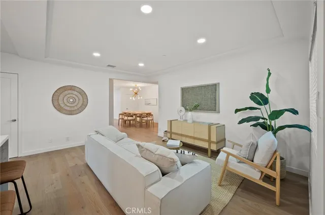 $1,670,000 | 14328 Emelita Street, Sherman Oaks, CA 91401