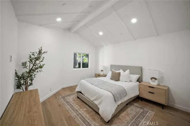 $1,670,000 | 14328 Emelita Street, Sherman Oaks, CA 91401