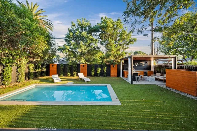 $1,670,000 | 14328 Emelita Street, Sherman Oaks, CA 91401