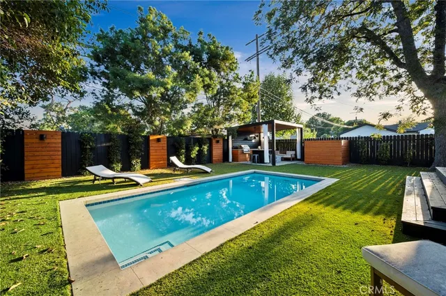 $1,670,000 | 14328 Emelita Street, Sherman Oaks, CA 91401