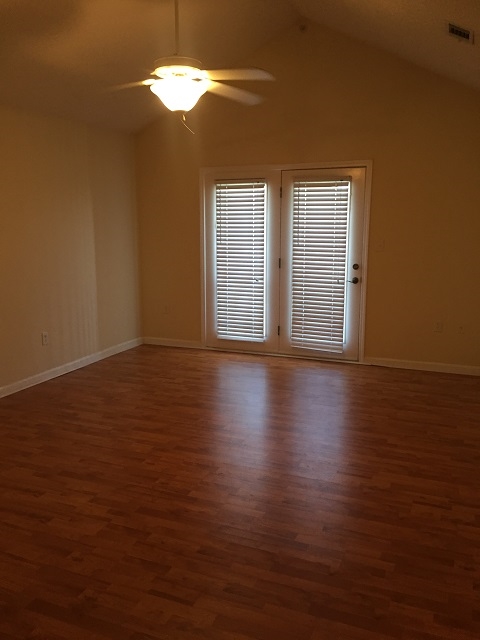 1632 Harts Ridge Drive Seneca, SC 29678 - Photo 2 of 12 Gallery Image 2