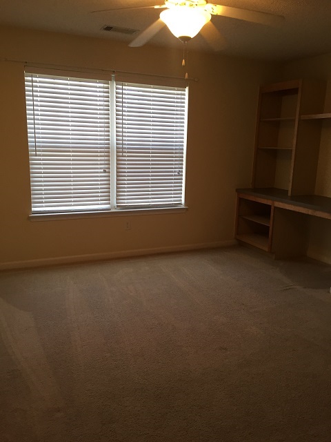 1632 Harts Ridge Drive Seneca, SC 29678 - Photo 4 of 12 Gallery Image 4