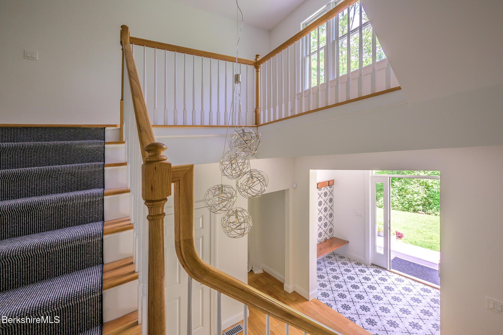 50 Old Village Road Alford, MA 01230 - Photo 30 of 66 Stairwell