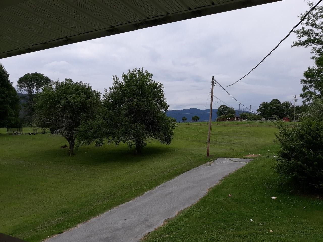 217 Frontier Road La Follette, TN 37766 - Photo 5 of 19 moutainviews
