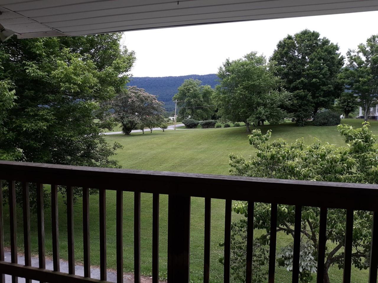 217 Frontier Road La Follette, TN 37766 - Photo 6 of 19 moutainviews2