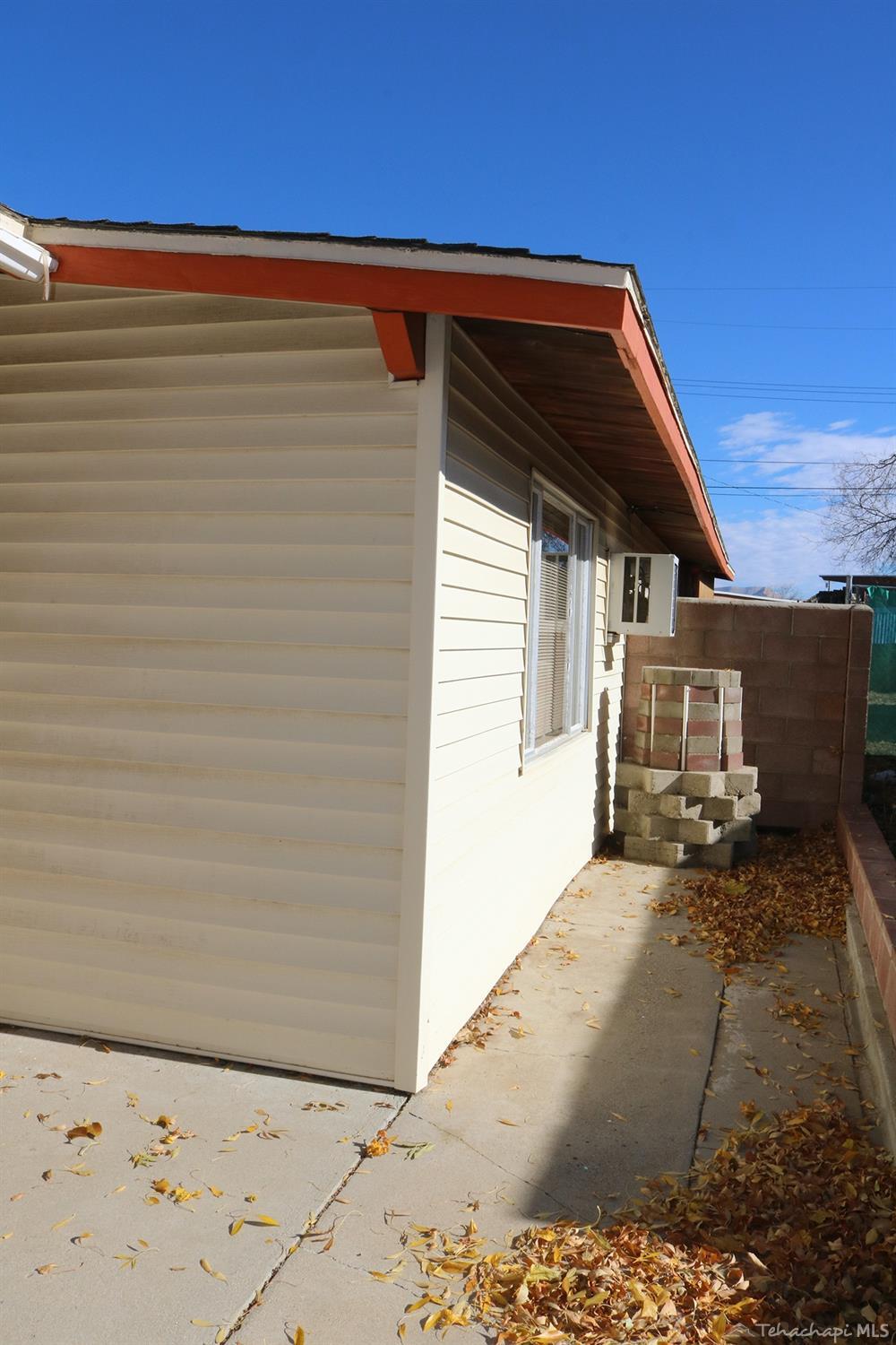 810 Beech Street Tehachapi, CA 93561 - Photo 31 of 39 Gallery Image 31
