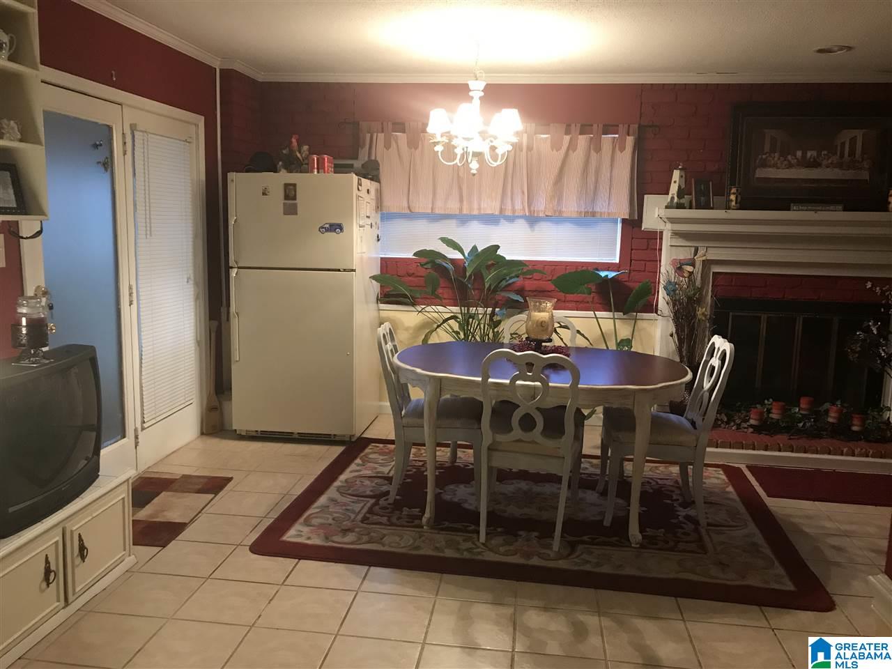 625 5th Street Southwest Graysville, AL 35073 - Photo 6 of 25